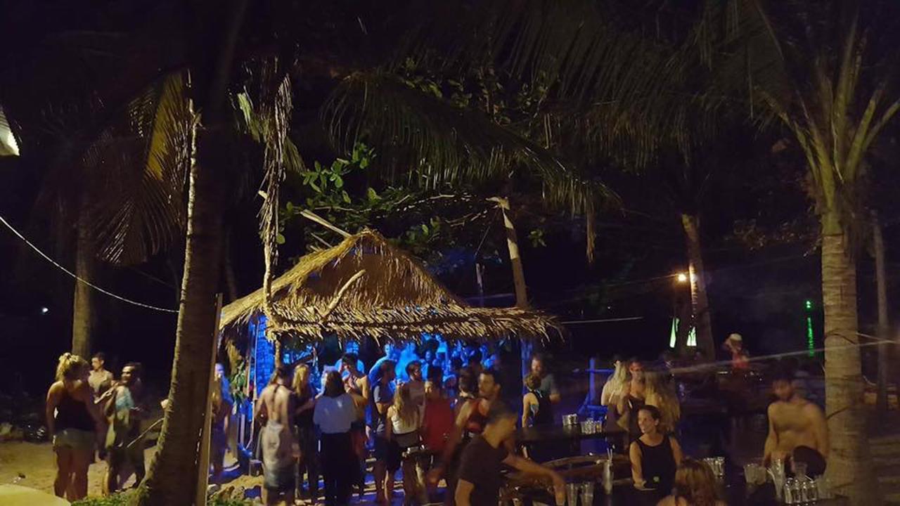 Yellow Moon M23 Koh Rong Sanloem Bagian luar foto