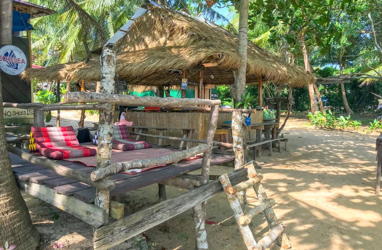 Yellow Moon M23 Koh Rong Sanloem Bagian luar foto