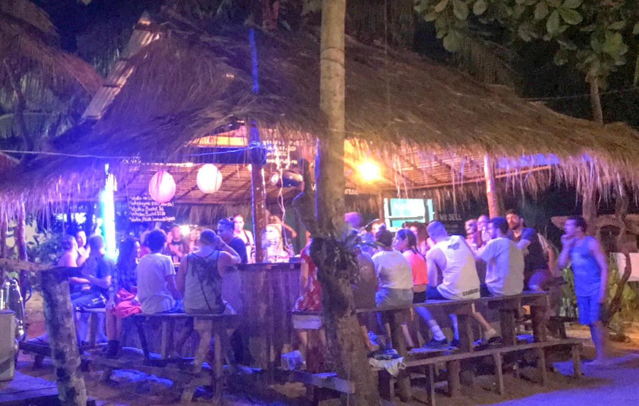 Yellow Moon M23 Koh Rong Sanloem Bagian luar foto